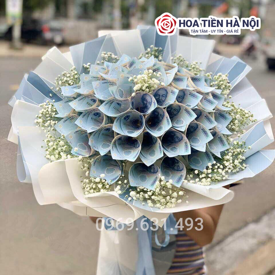 Bó hoa tiền 20k chứa đựng niềm vinh quang của đất nước Việt Nam, sự quý giá của tiền tệ, hình ảnh của những hoa cỏ và sóng nước. Hãy chiêm ngưỡng các bó hoa được thiết kế tinh tế với nhiều loại tiền 20k khác nhau, để làm quà tặng hoặc trang trí cho ngôi nhà của bạn.